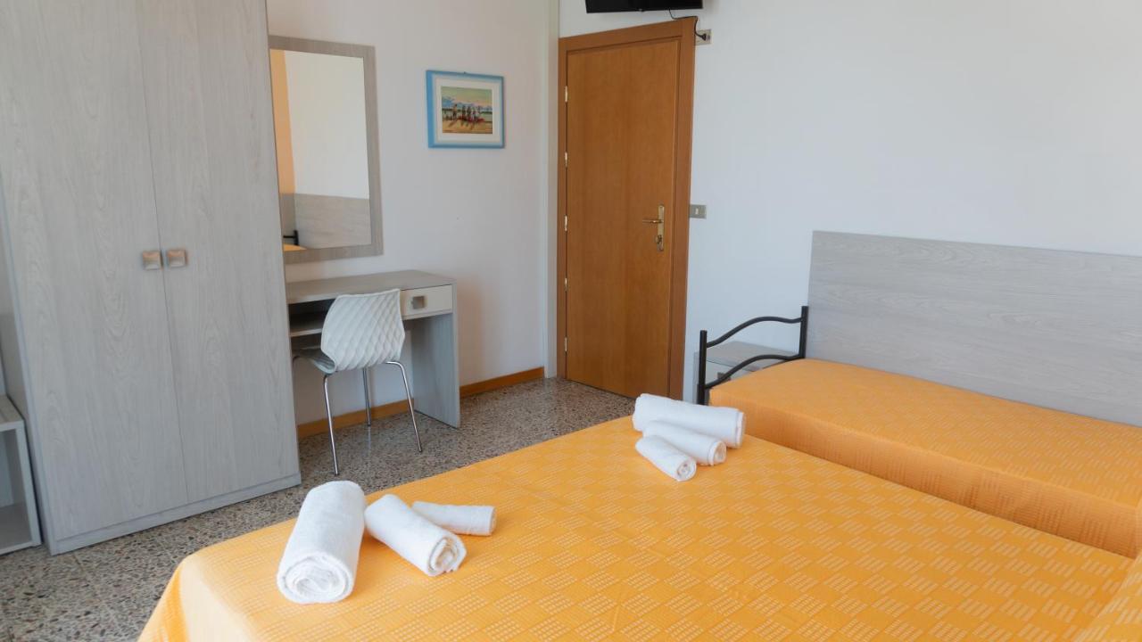 B&B Hotel Villa Nora Bellaria-Igea Marina Exterior foto