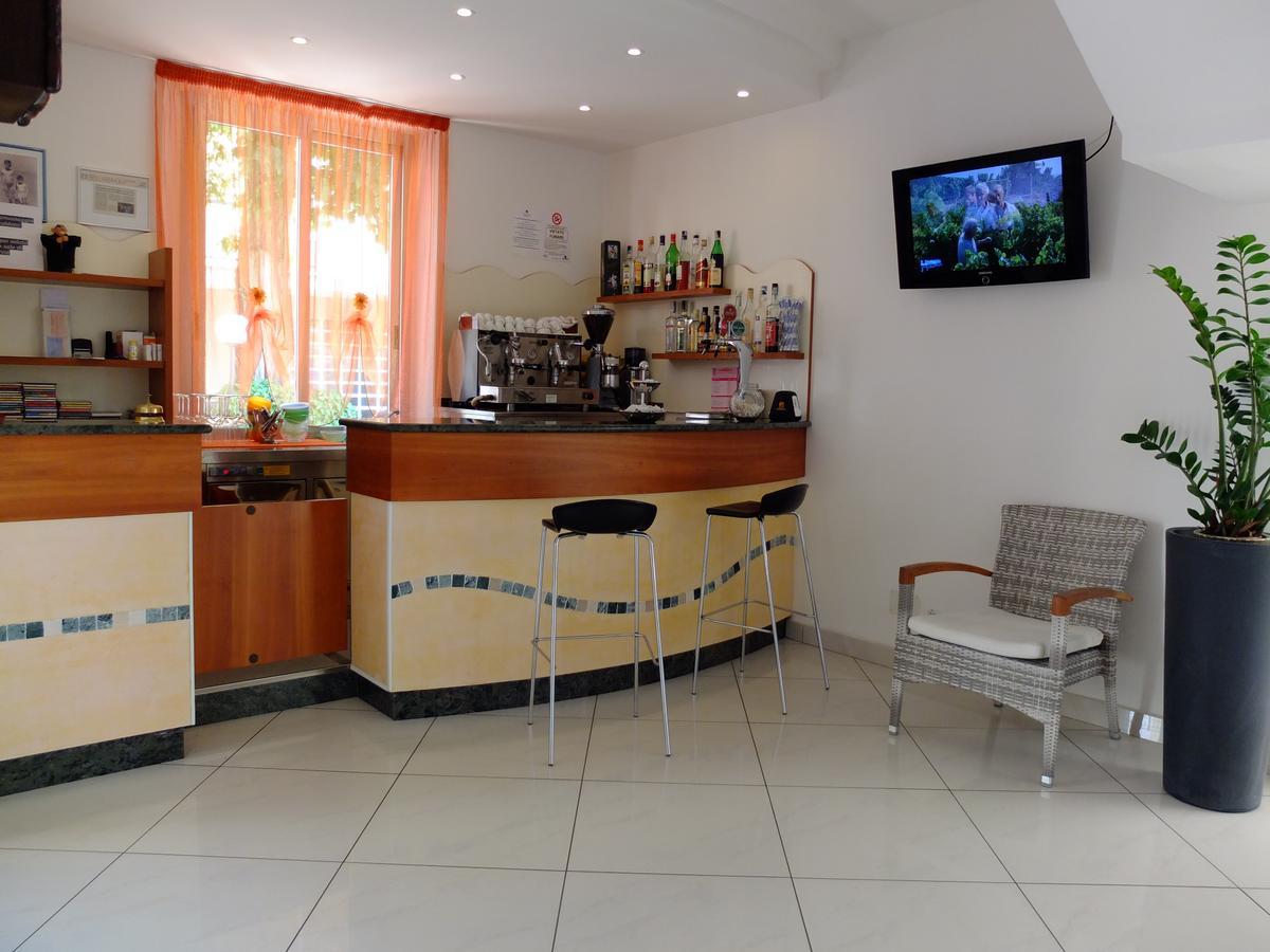 B&B Hotel Villa Nora Bellaria-Igea Marina Exterior foto